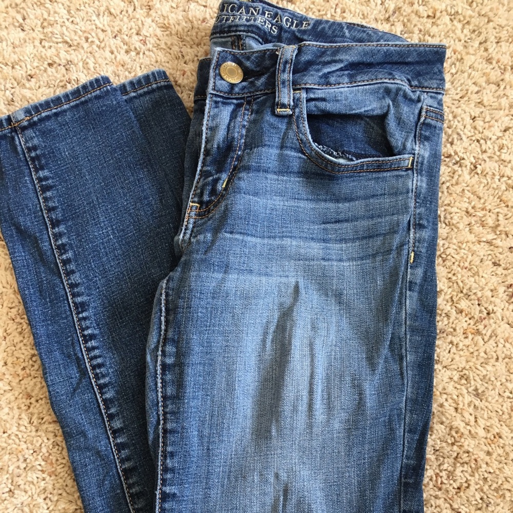 American Eagle skinny jeggings, size 6 long.
